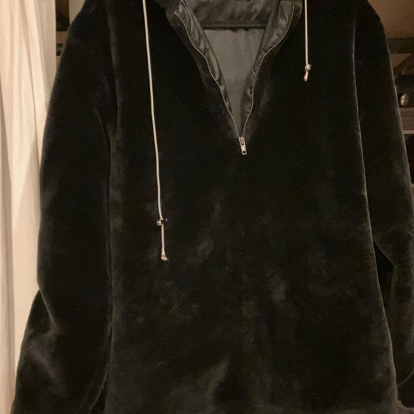 STORY OF LOLA OVERSIZED FRONT ZIP HOODED FAUX FUR JACKET - Picture 3 of 3